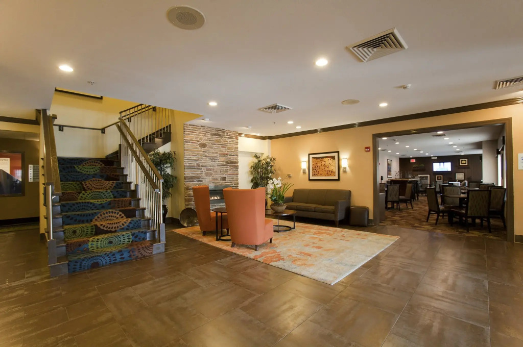 Holiday Inn Express & Suites Chicago Deerfield Lincolnshire by IHG