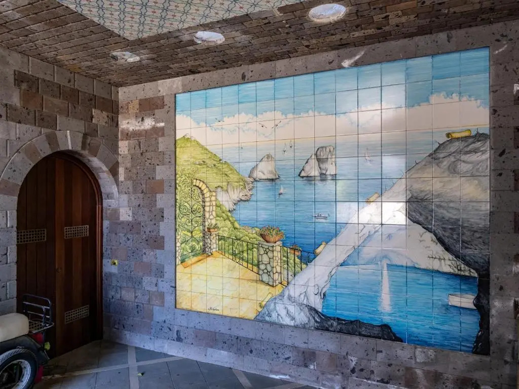De Vivo Realty - Palazzo Russo