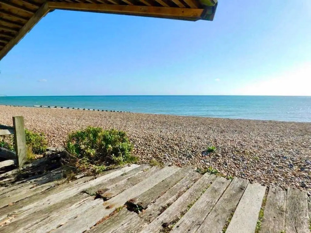 Beautiful 4 Bed Beach House