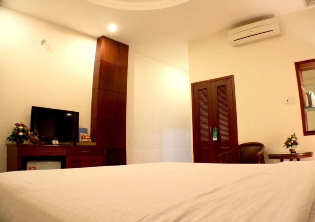 City Hotel 35 Luu Van Lang