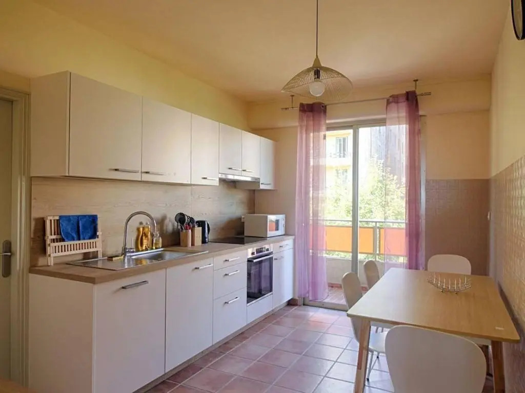 Appartement Ajaccio, 4 pièces, 6 personnes - FR-1-61-509