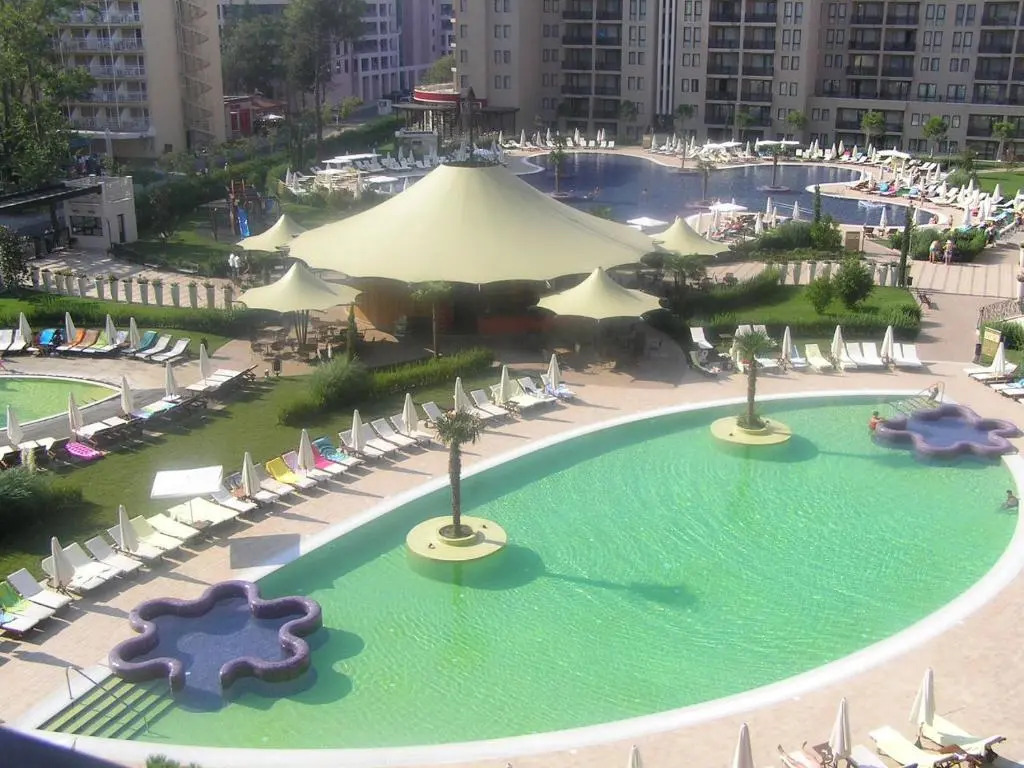 Royal Beach Apartments