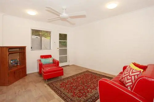 20 Scrub Road, Coolum Beach - Pet Friendly, Linen included