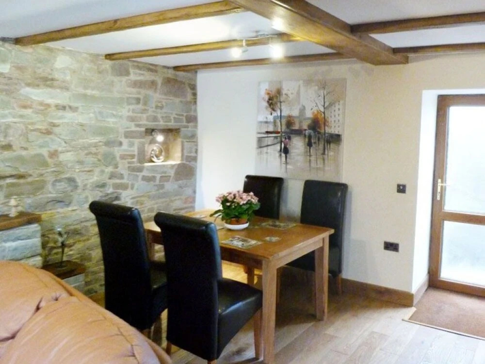 Arren Crai in Crai With 2 Bedrooms and 3 Bathrooms