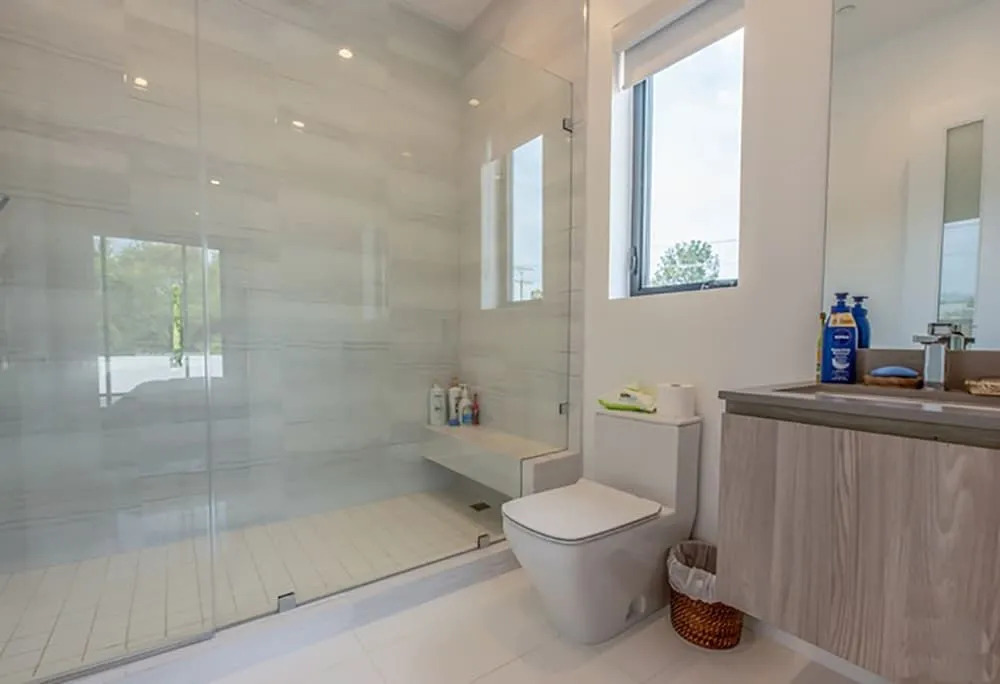 Laurel Modern Villa