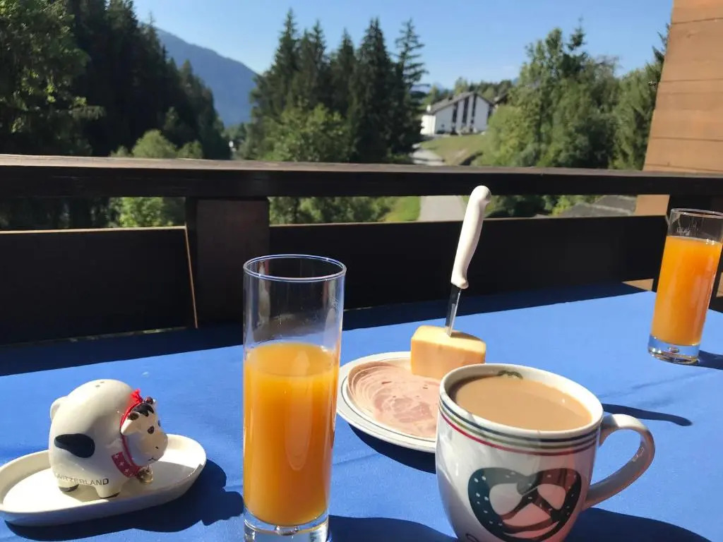 Ferienwohnung Laax mit Traumblick, großem Balkon und Terrasse