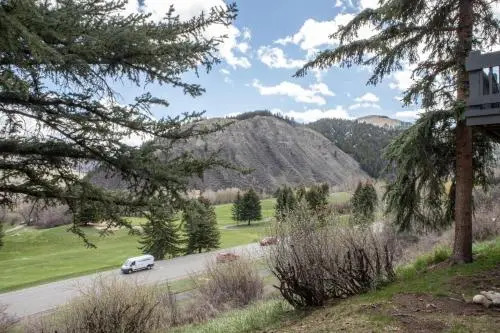 187 Ridgepoint Townhomes Townhouse