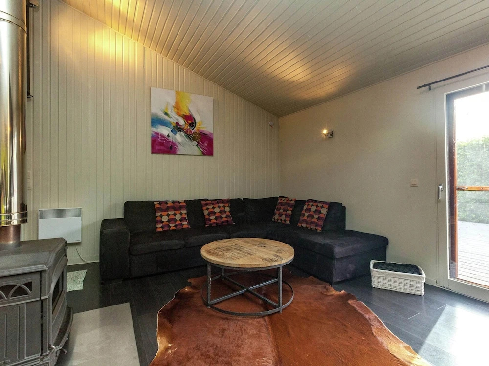 Luxurious Bungalow in Bullange with Hot Tub