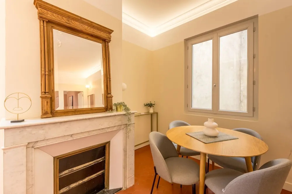Suite Com die - Premi re Conciergerie
