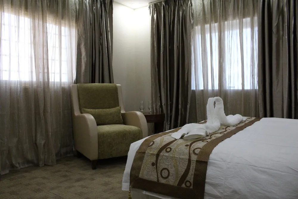 ETAB Hotels Suites