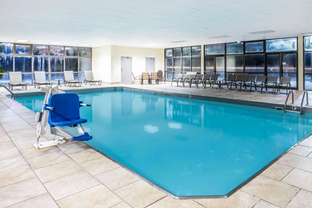 La Quinta Inn by Wyndham Davenport & Conference Center