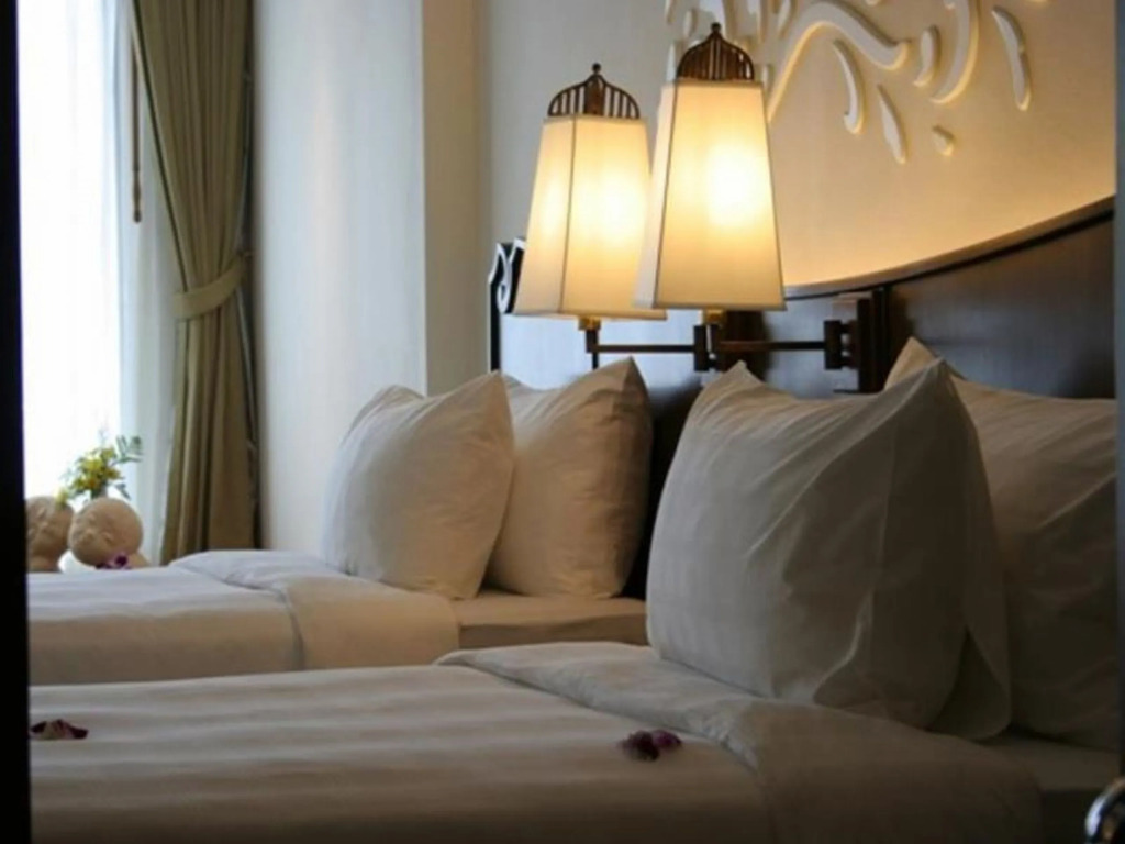 Patong Paragon Resort & Spa SHA Extra Plus