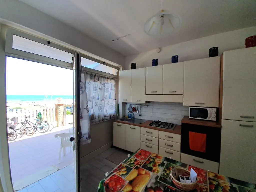 Queen Apartment