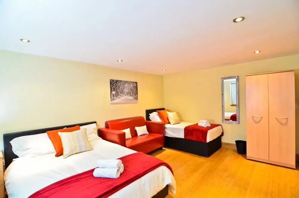 Thames View House Surrey Quays