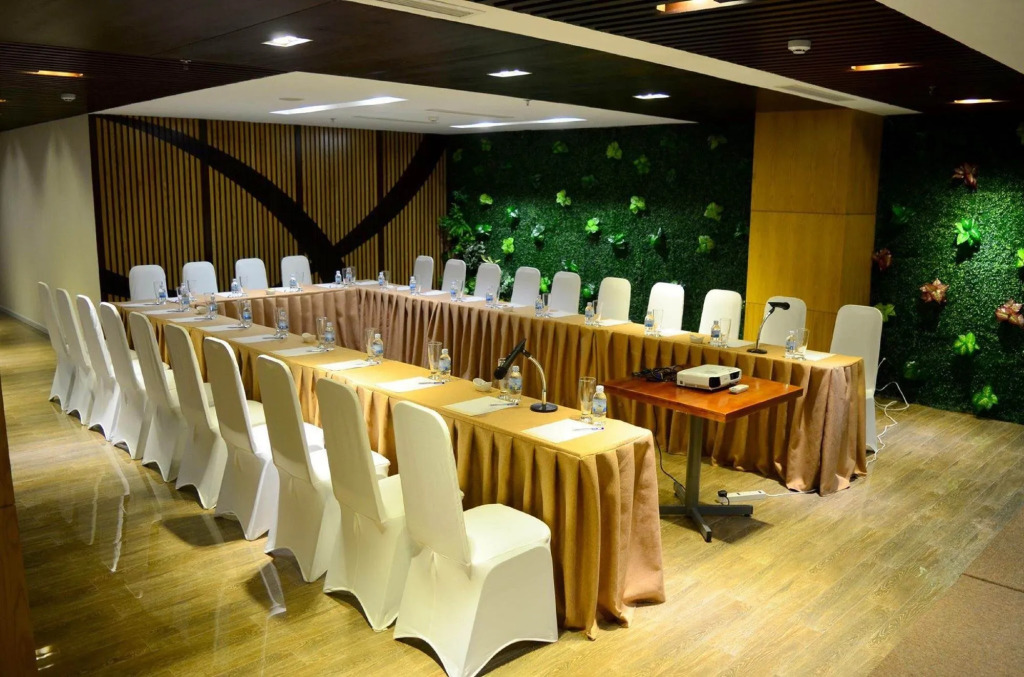 King Town Grand Hotel & Wedding Center
