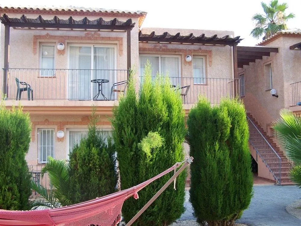 Apartamentos Mundaka Albir
