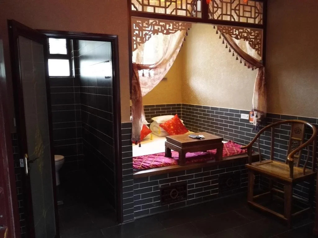 Yijingxuan boutique lnn