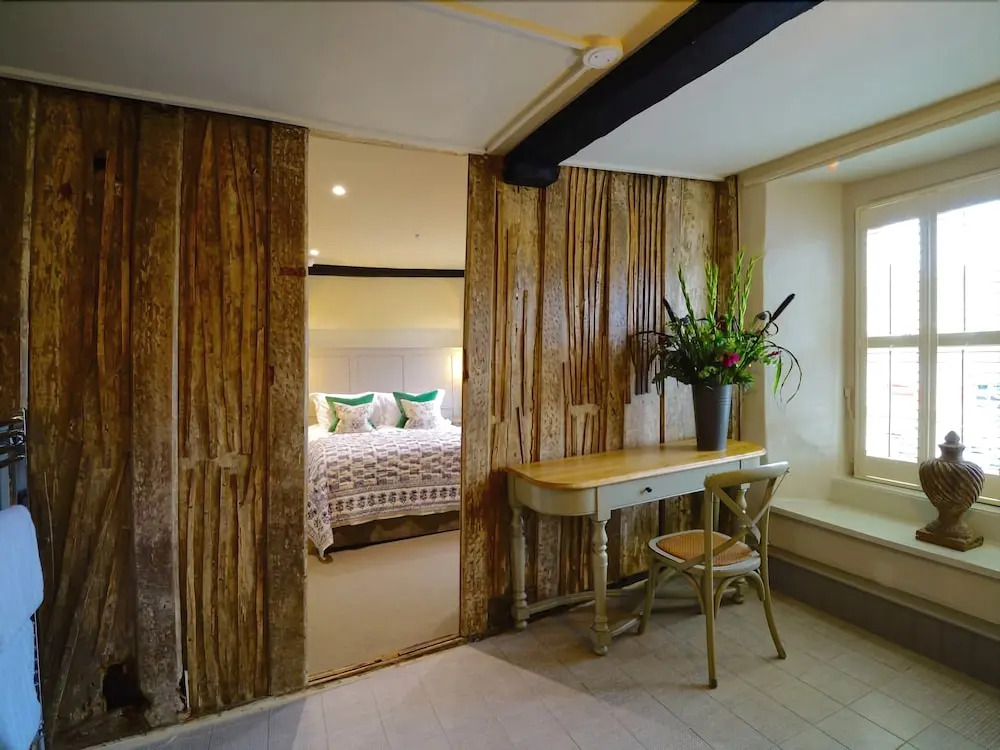 The Bull Hotel