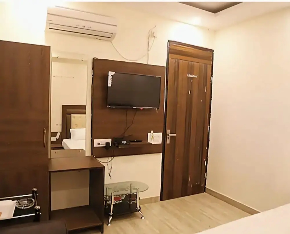 Hotel Mona Regency