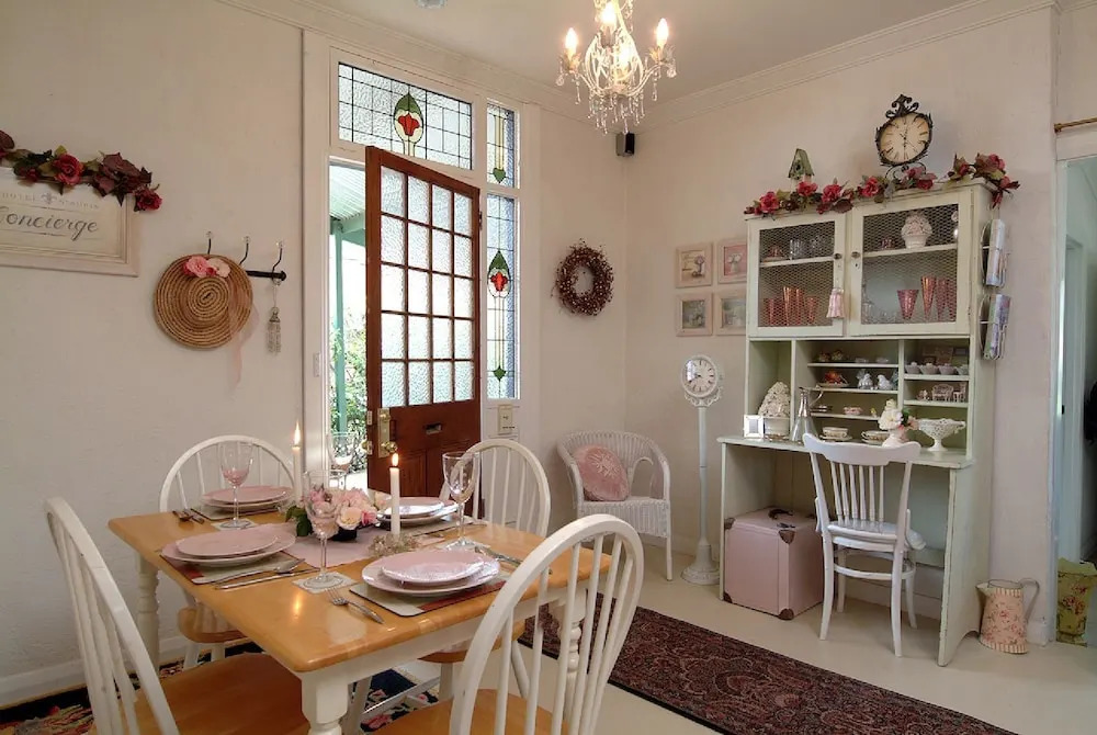 Jasmines Barossa Valley Cottage