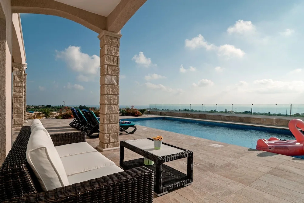 Villa Ravel
