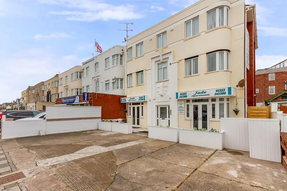 Jade Apartments
