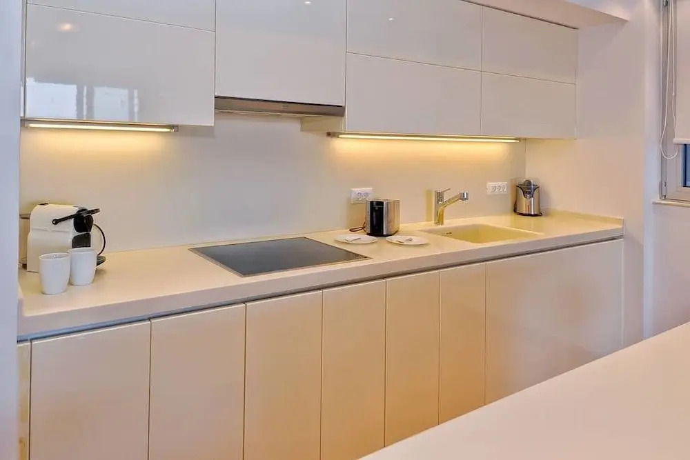 Theseus Beach Apartment