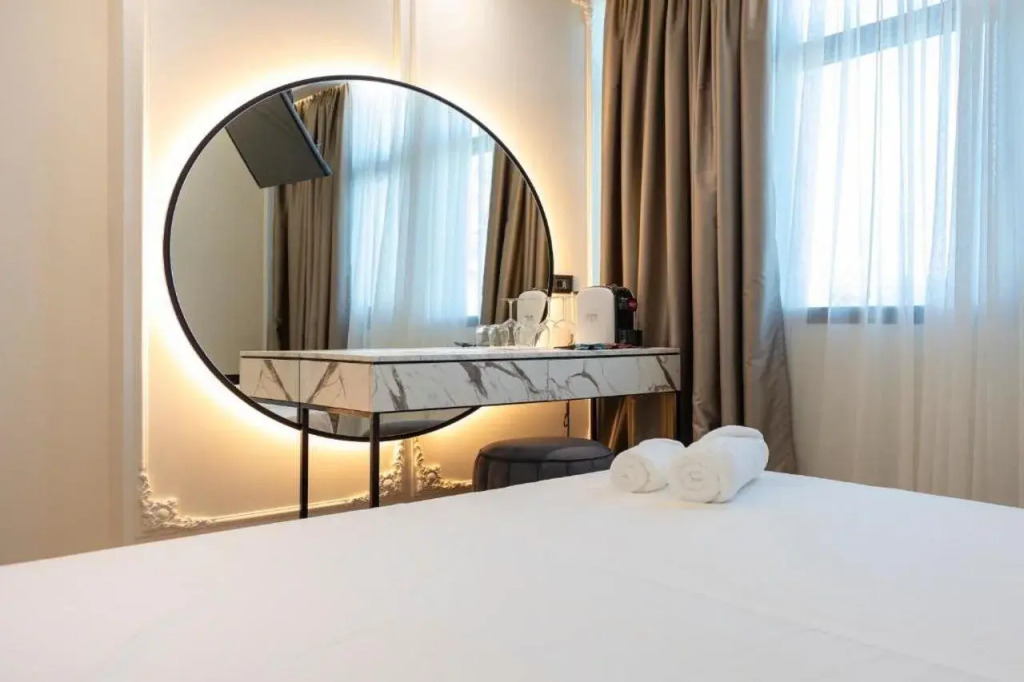 Adore Boutique Hotel