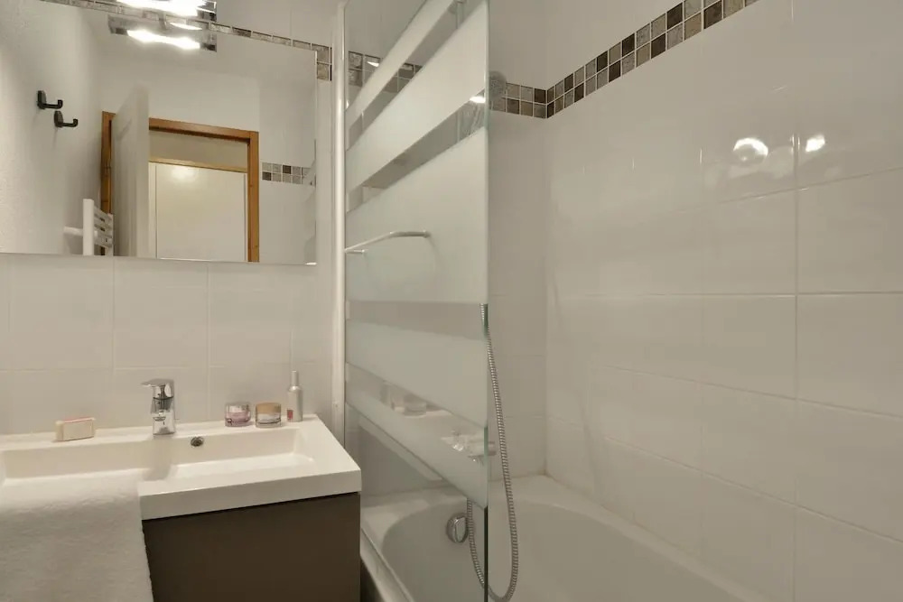Belle Plagne Two-roomed Apartment for 5 People, Located on the Slopes Th322