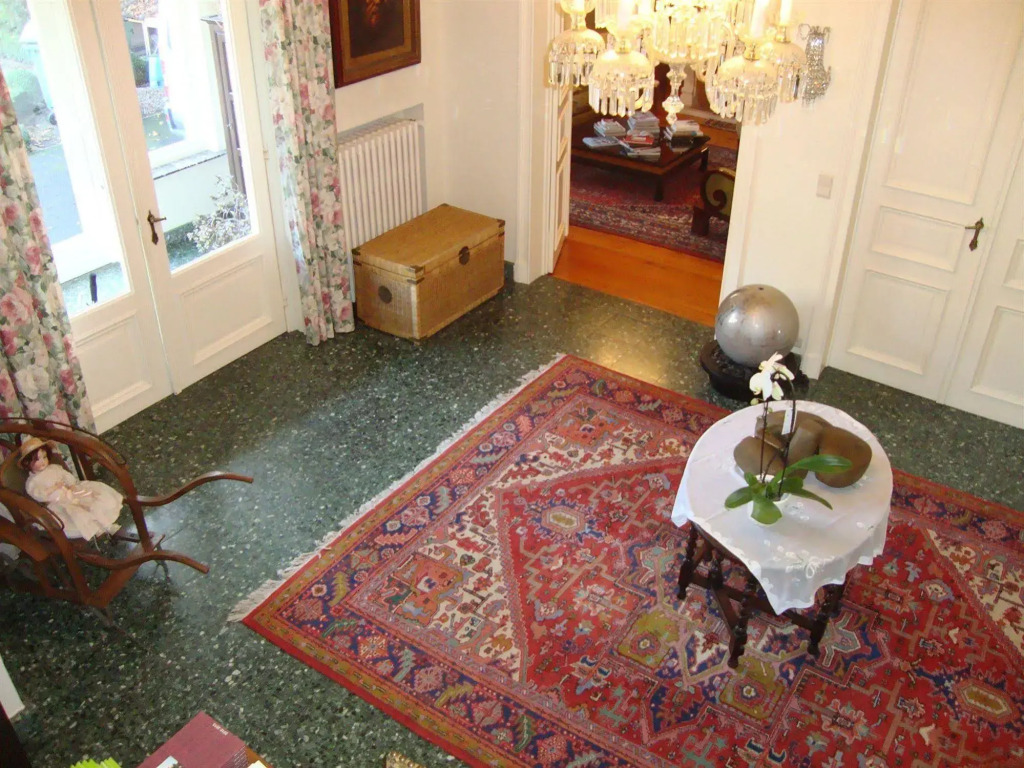 Charming 19th century small castle FINE FLEUR surrounded by quiet garden