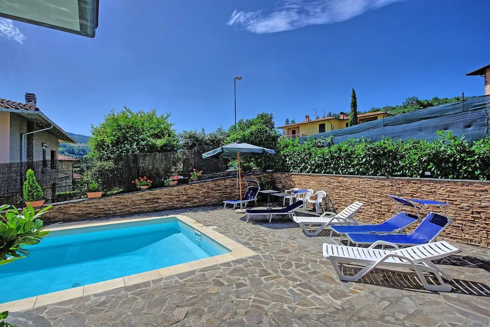 Villa Pratovecchio by PosarelliVillas
