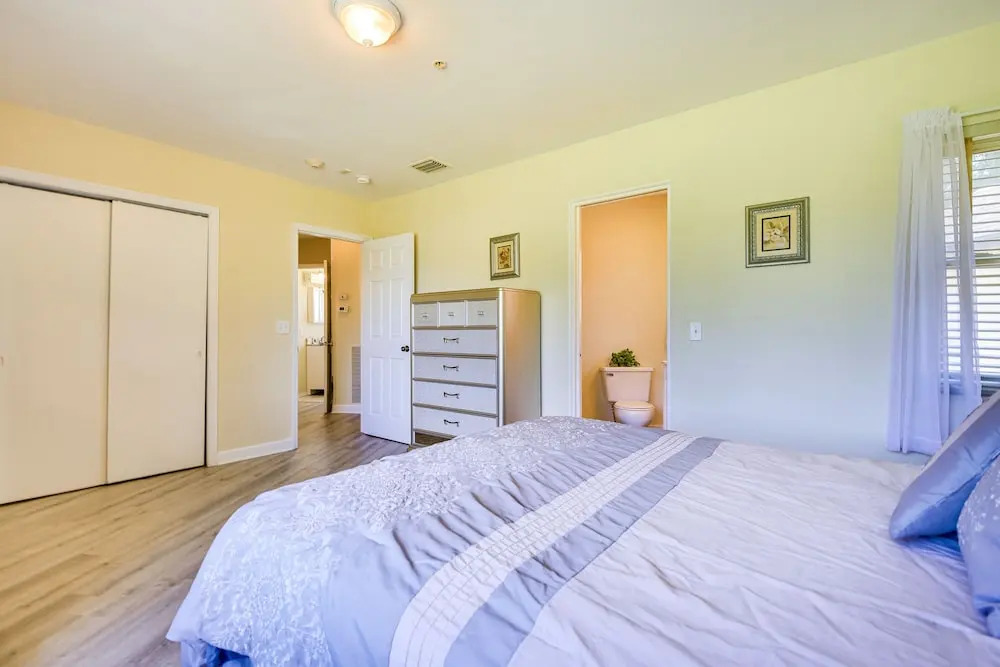 Bradenton Rental w/ Fenced Yard, Covered Patio!