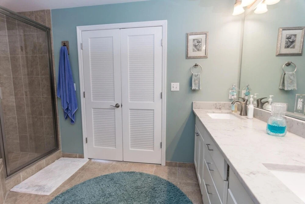 1732 W. County Hwy 30A Unit 401
