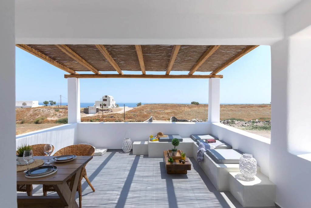 Bianco Diverso Suites