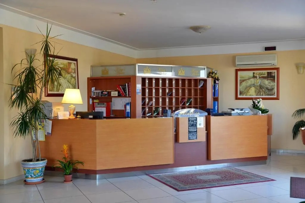 Kings House Hotel Resort