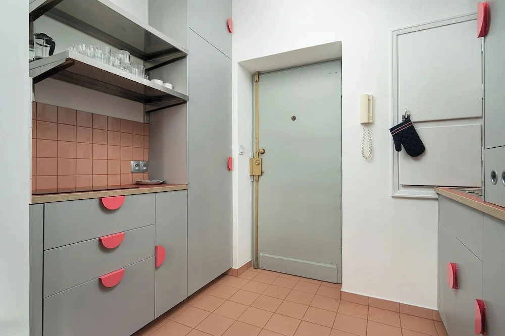 RentPlanet - przy Placu Zbawiciela