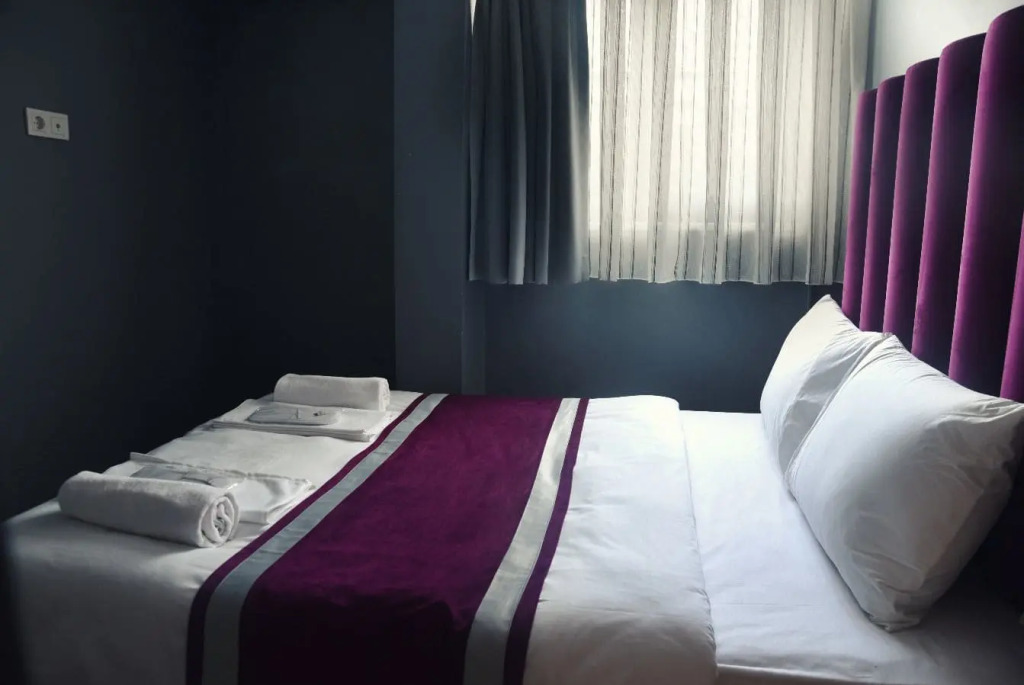 Taksim Larissa hotel suites