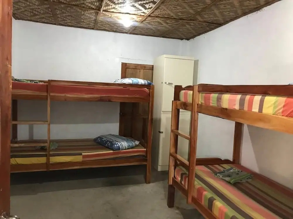 Le Village Hostel Moalboal