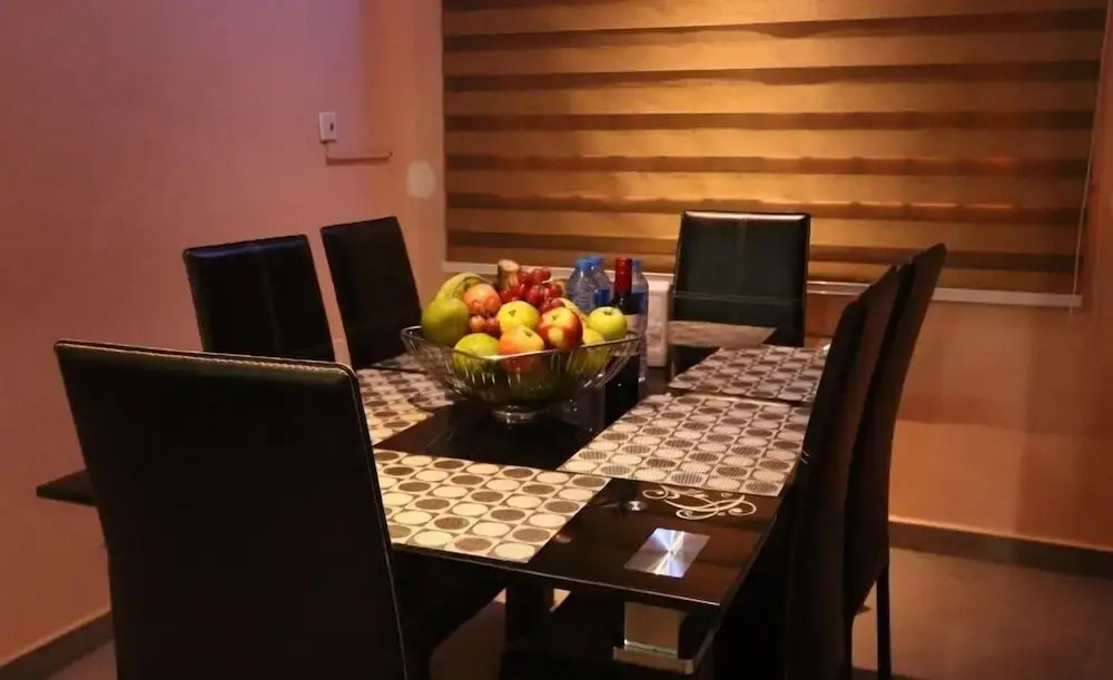 Cares Luxury Suites