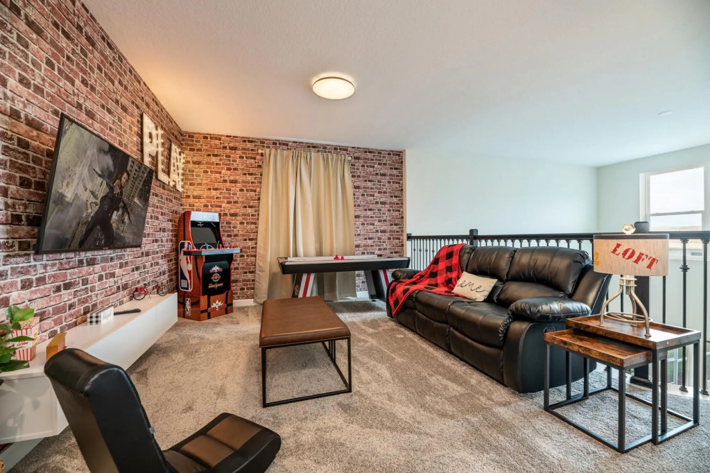 Super comfortable home in Champions Gate with private pool