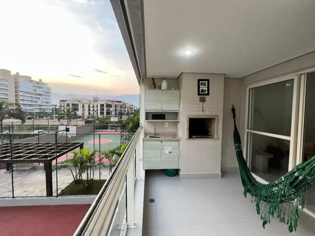 Home 49 I Apto pé na areia e piscina aquecida em Bertioga