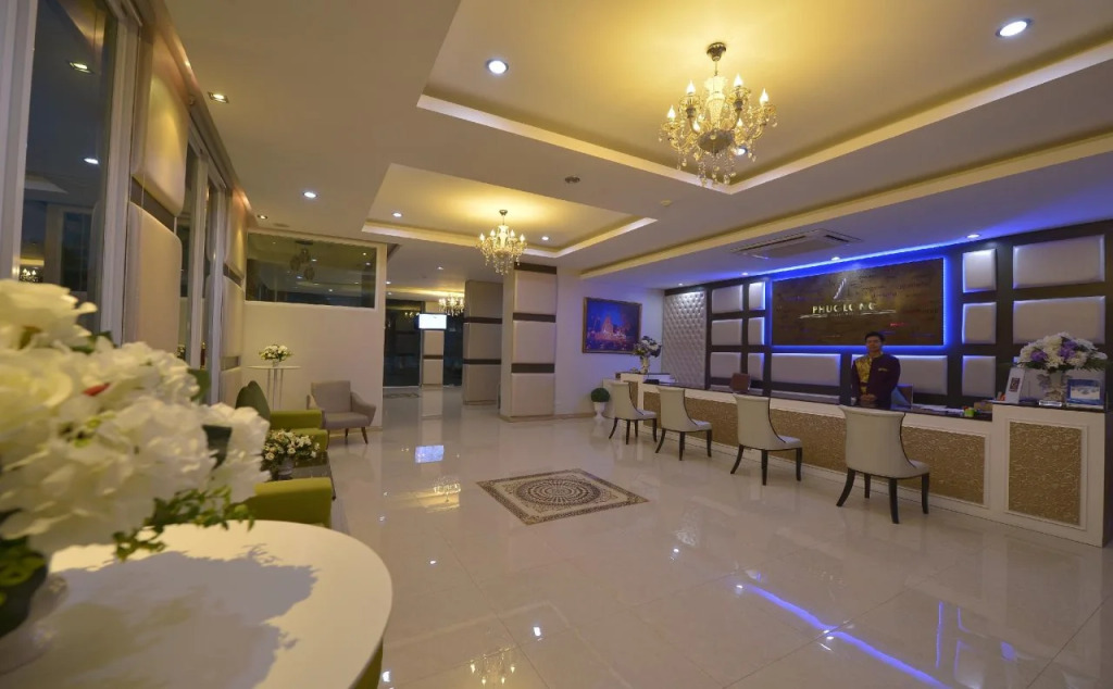 Phuglong Hotel