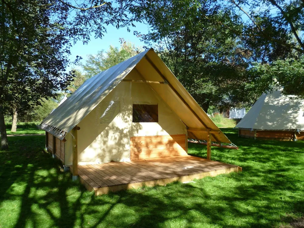 Camping Les Chelles
