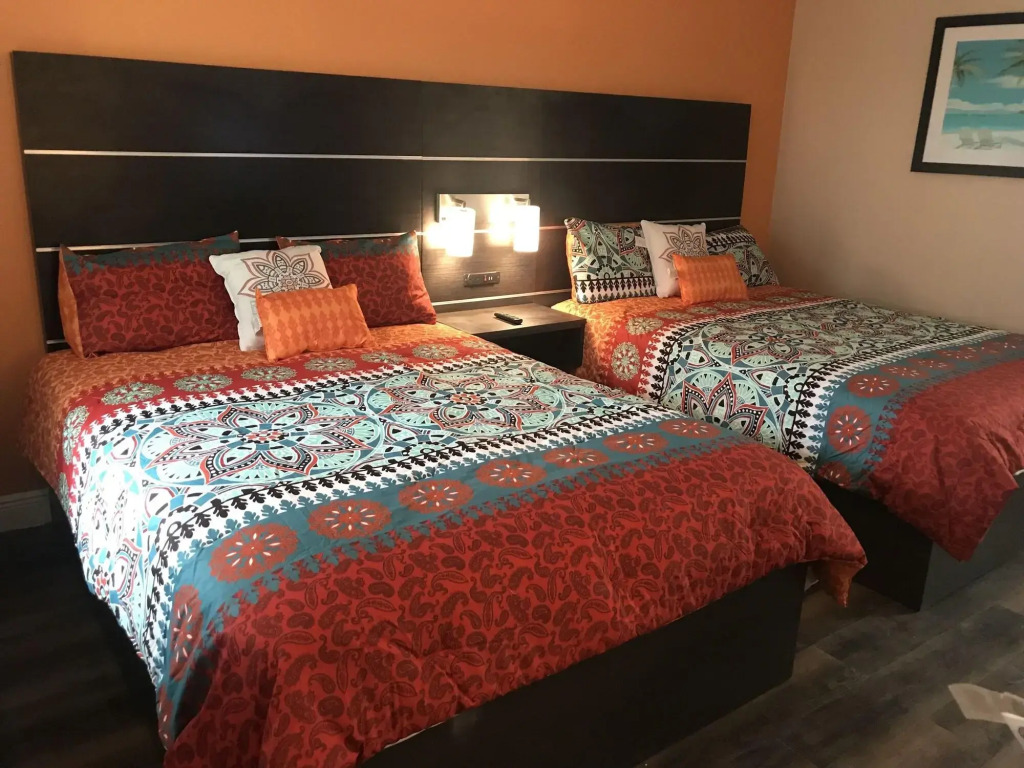 Tropical Inn & Suites, downtown clearwater