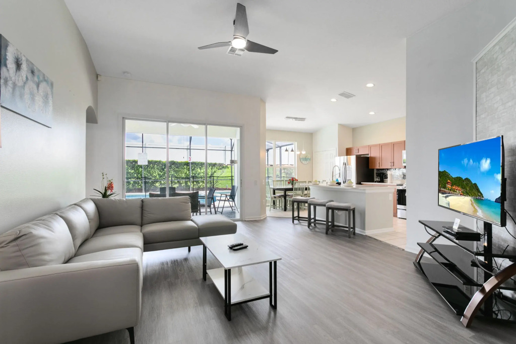 4 Bedrooms 3 Baths No Rear Neighbors
