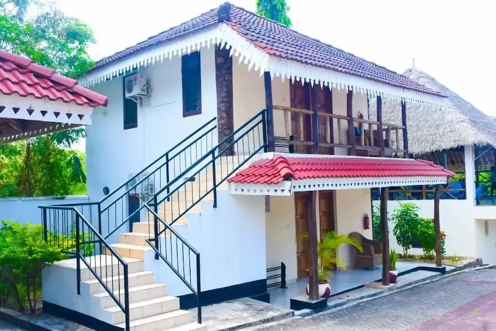 LifeLights Hotel