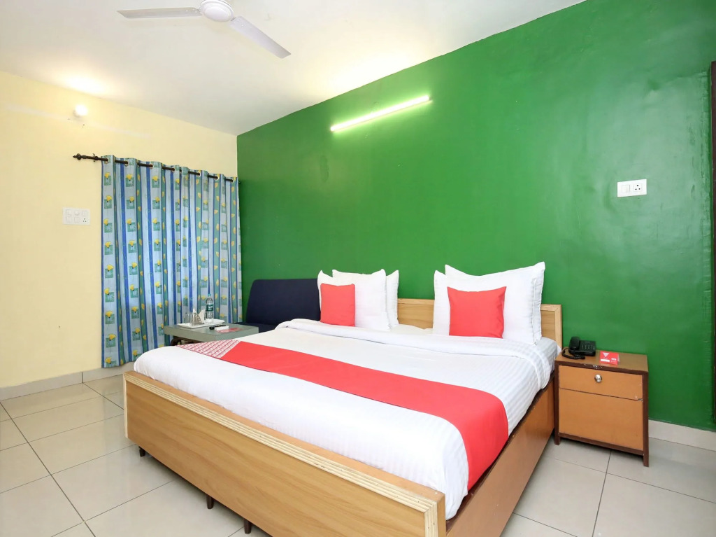 Hotel O Rajmahal