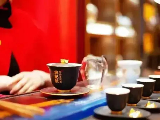Baiyun Business Hotel (Jianye Railway Station)