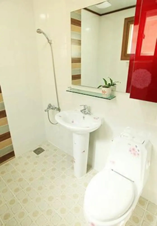 Jeju Happy Cabin Pension
