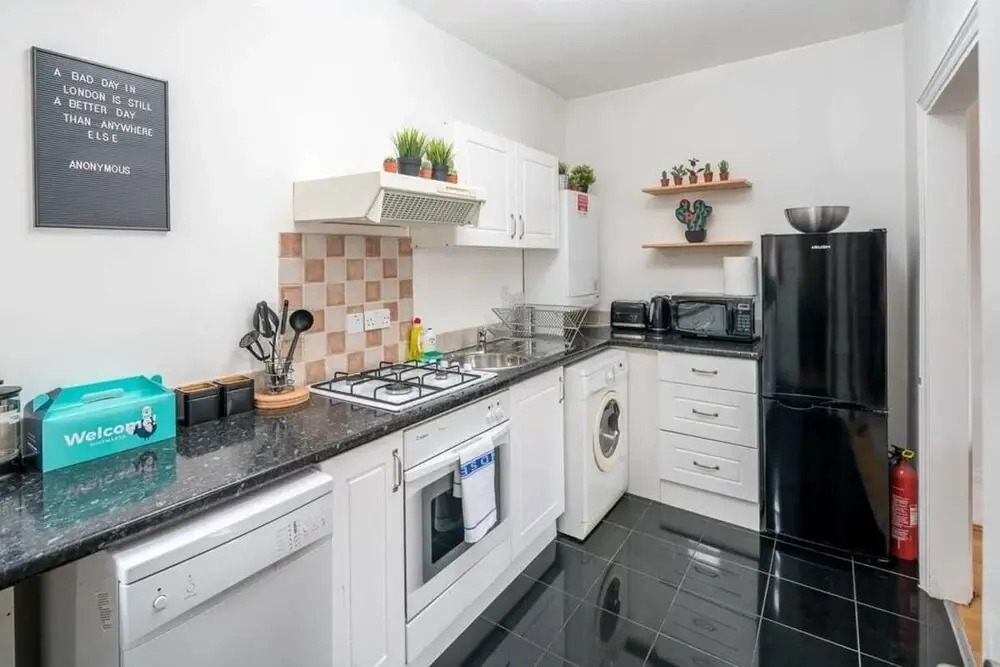 Modern 1 Bed apt Sleeps 4 in Covent Garden